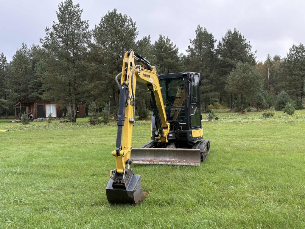 Yanmar VIO38-6 generator – view 8