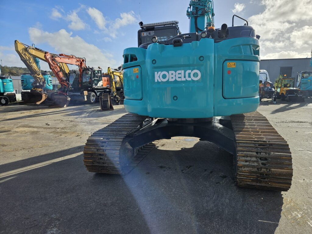 Kobelco SK270SRLC-7 generator – view 13