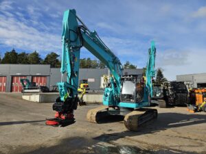 Kobelco SK270SRLC-7 generator – view 3