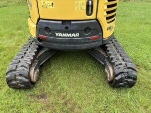 Yanmar VIO38-6 generator – view 3