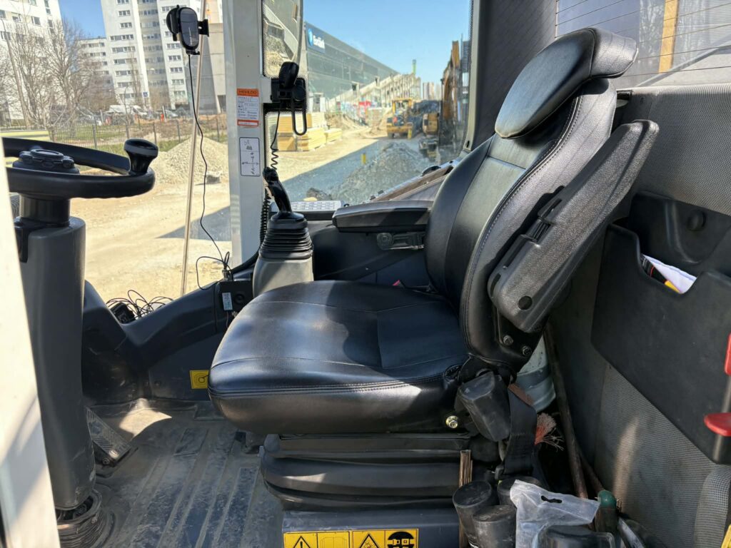 Liebherr 538 generator – view 9