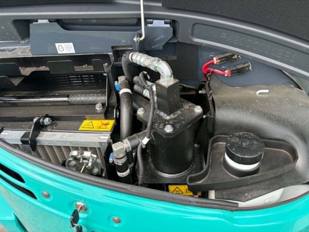 Kobelco SK26SR-7 generator – view 8
