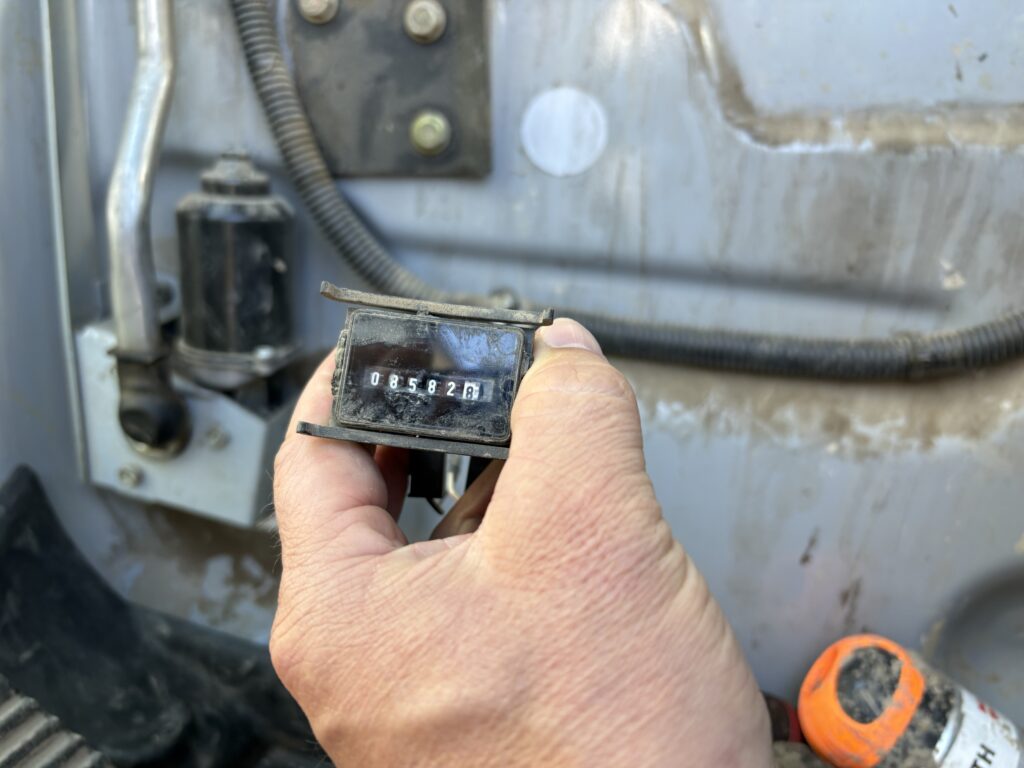 Kobelco New Holland E70BSR-2 generator – view 19