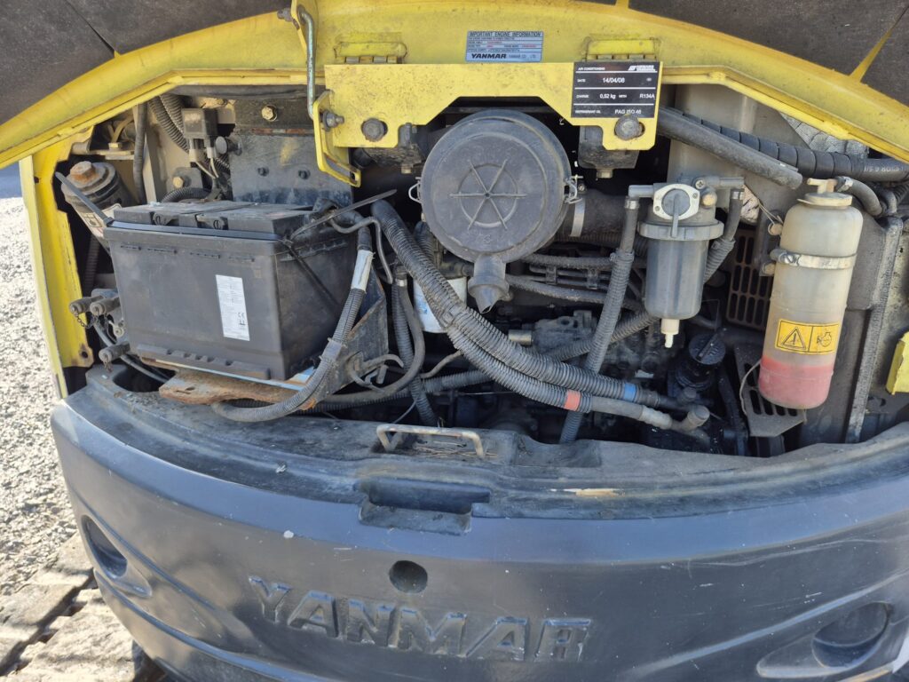 Yanmar VIO57-U generator – view 2